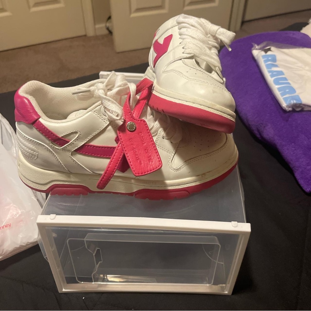 Pink Out of Office Offwhite